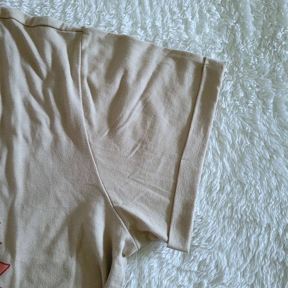 Vibe N' "Not All Who Wander Are Lost" Graphic Tee - NWT - Picture 5 of 15